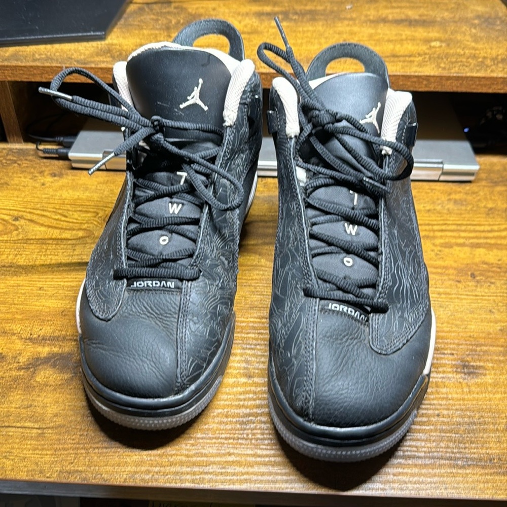 Authentic Air Jordan 2 Sneakers
